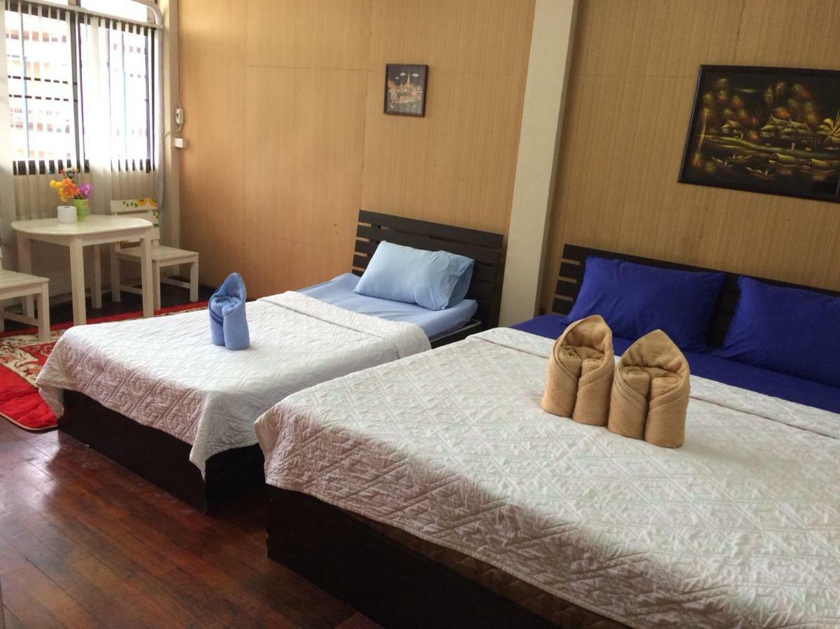 Changphuakgate Guesthouse 치앙마이 외부 사진